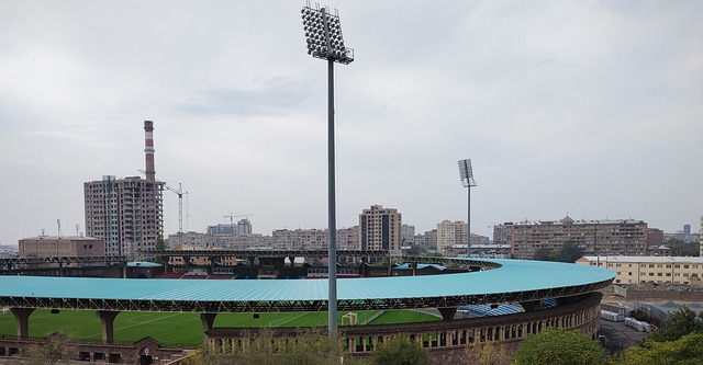 不敌湖人!火箭队遇强则弱?湖人记者暗示:火箭+灰熊是软柿子.